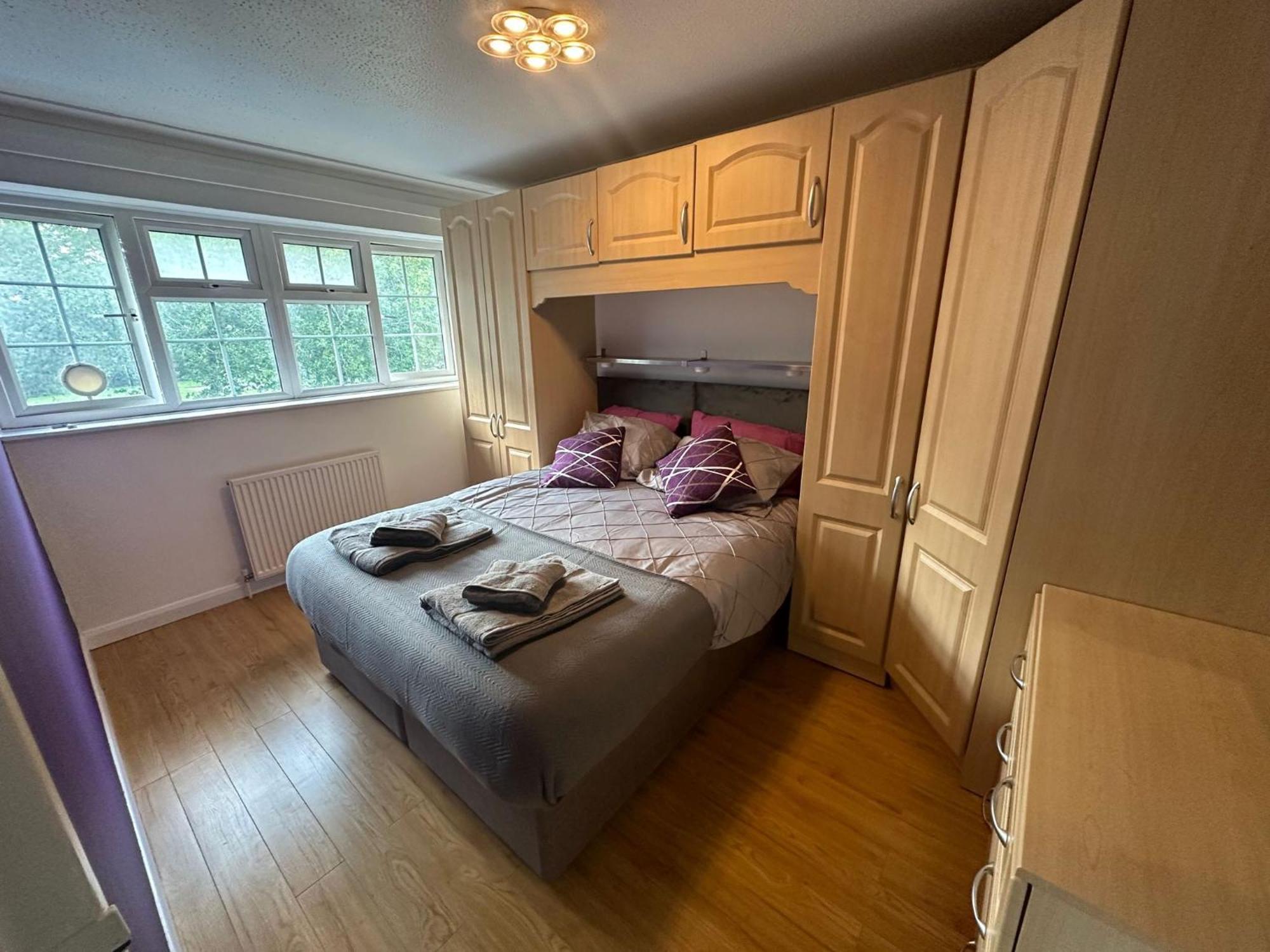 Rooms In Stylish House Milton Keynes Extérieur photo