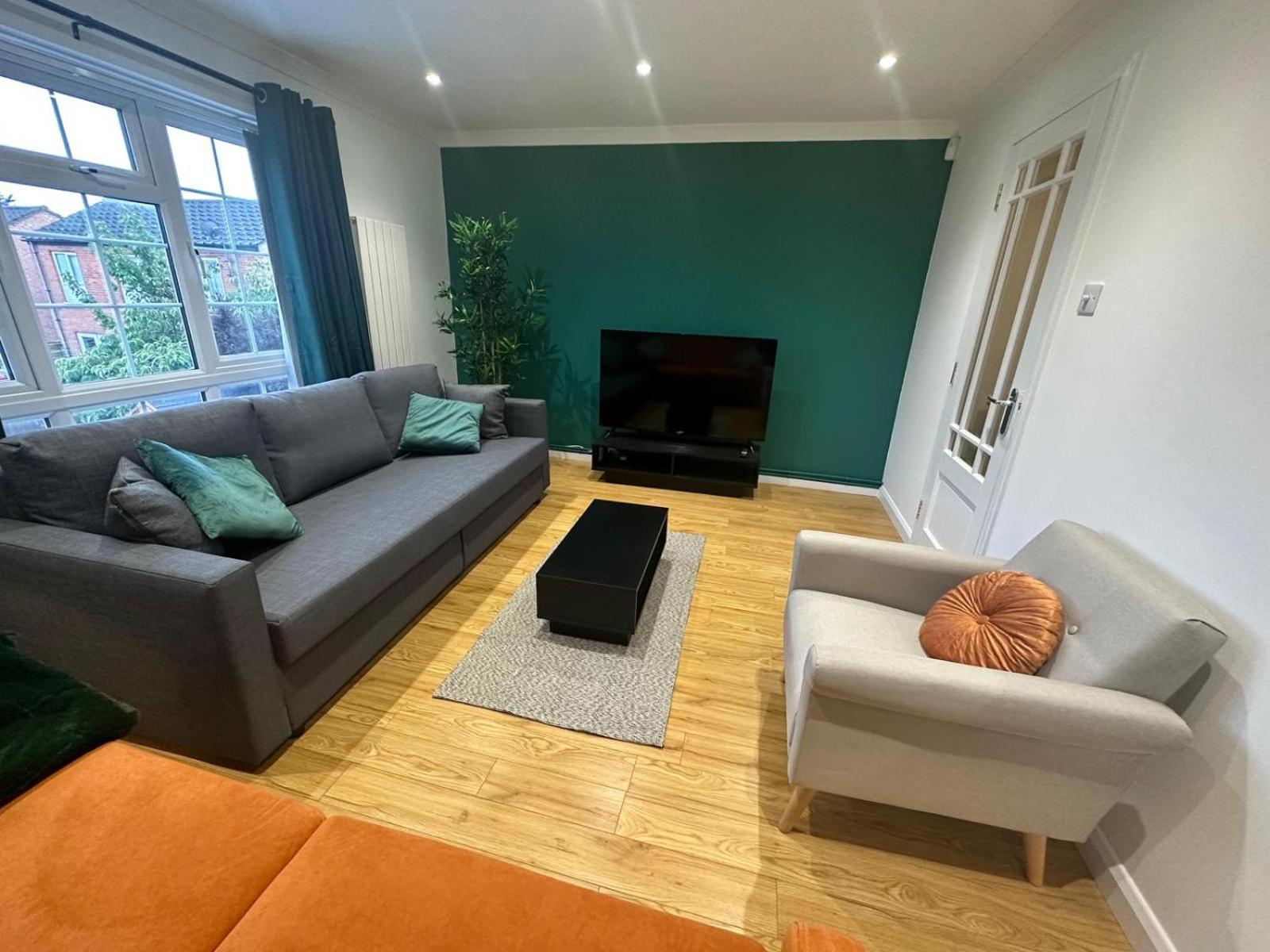 Rooms In Stylish House Milton Keynes Extérieur photo